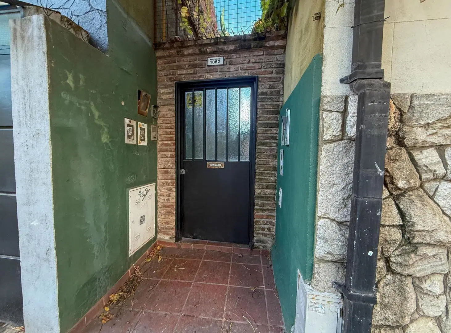 Venta PH de 3 dormitorios en barrio República de la Sexta, Rosario 2