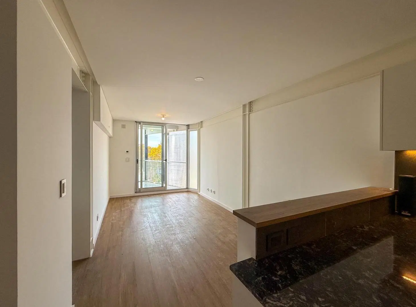 Alquiler departamento de 1 dormitorio con balcón en barrio Nuestra Señora de Lourdes, Rosario 4