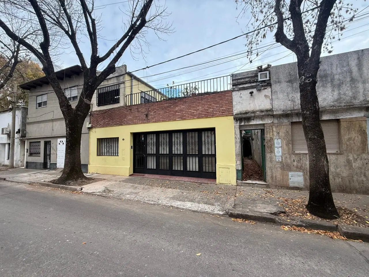 Venta casa a reciclar barrio Nuestra Señora de Lourdes, Rosario 1