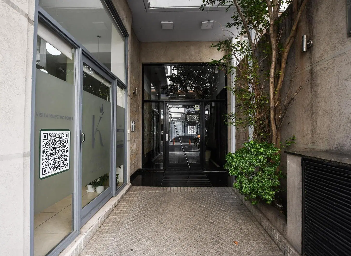 Venta departamento de 1 dormitorio con balcón y amenities zona Centro ,Rosario 4