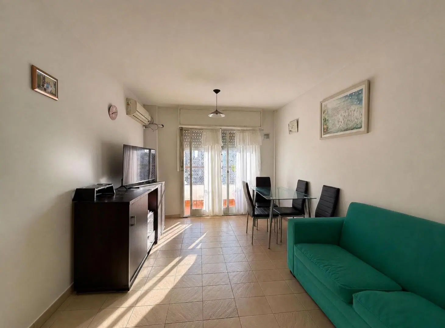 Venta departamento de 1 dormitorio con balcón zona Centro Rosario 5