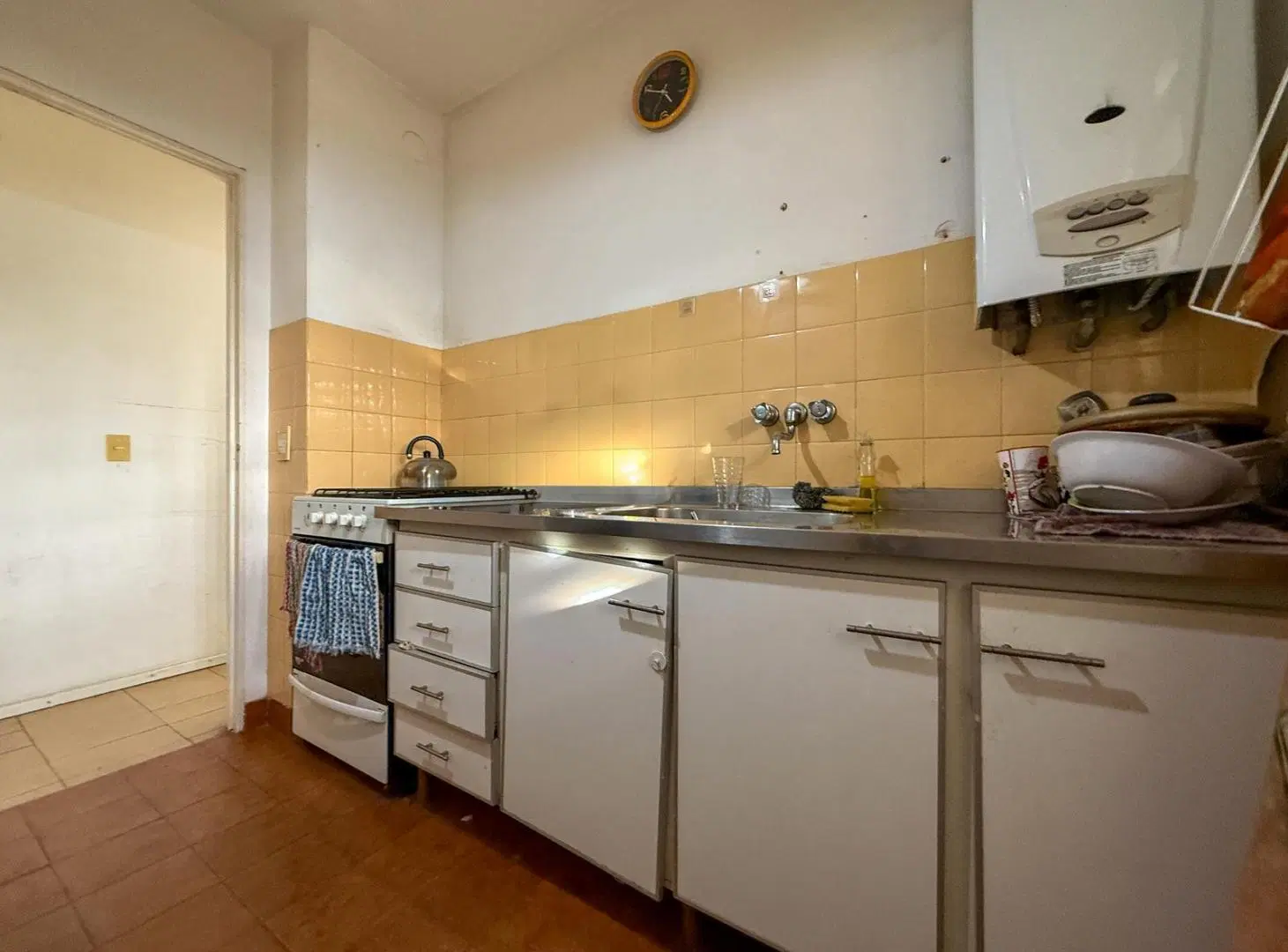 Venta departamento de 1 dormitorio con balcón zona Centro Rosario 3