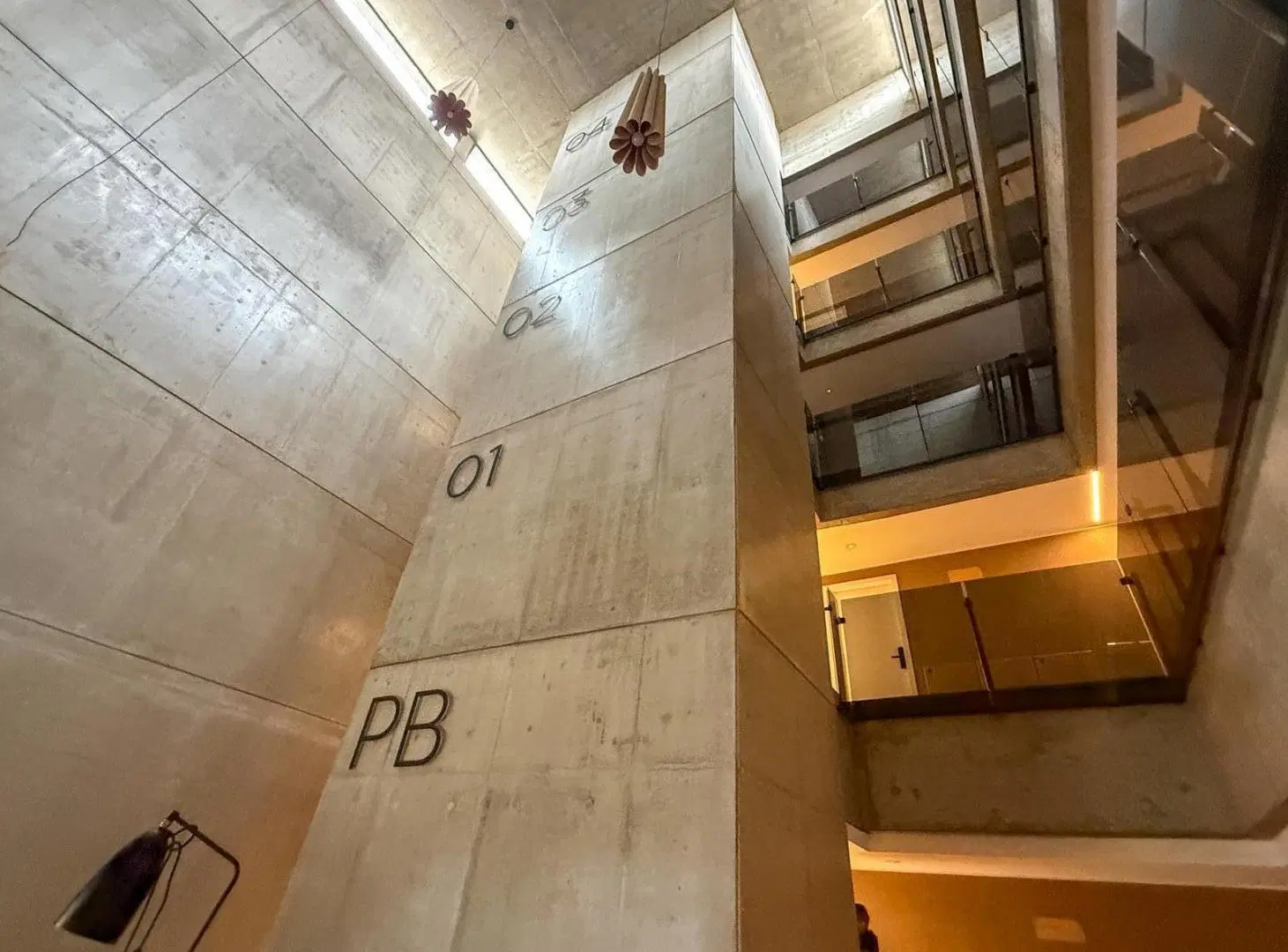 Alquiler mmonoambiente con balcón en edificio Ana de Fundar, Lisandro de la Torre, Rosario 3