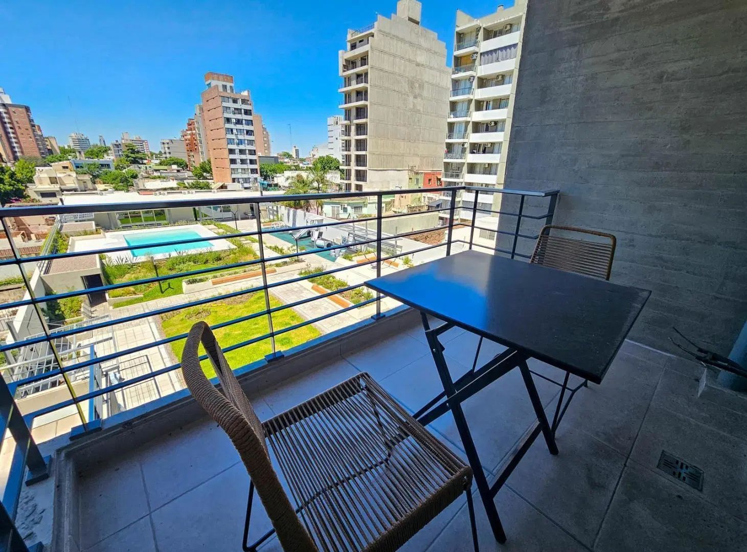 Venta departamento de 2 dormitorio a estrenar con balcón y amenities. Lourdes, Rosario. 5