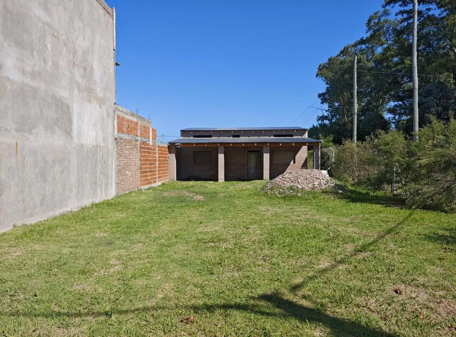 Venta casa a terminar  barrio Lomas de Alicia, Granadero Baigorria 3