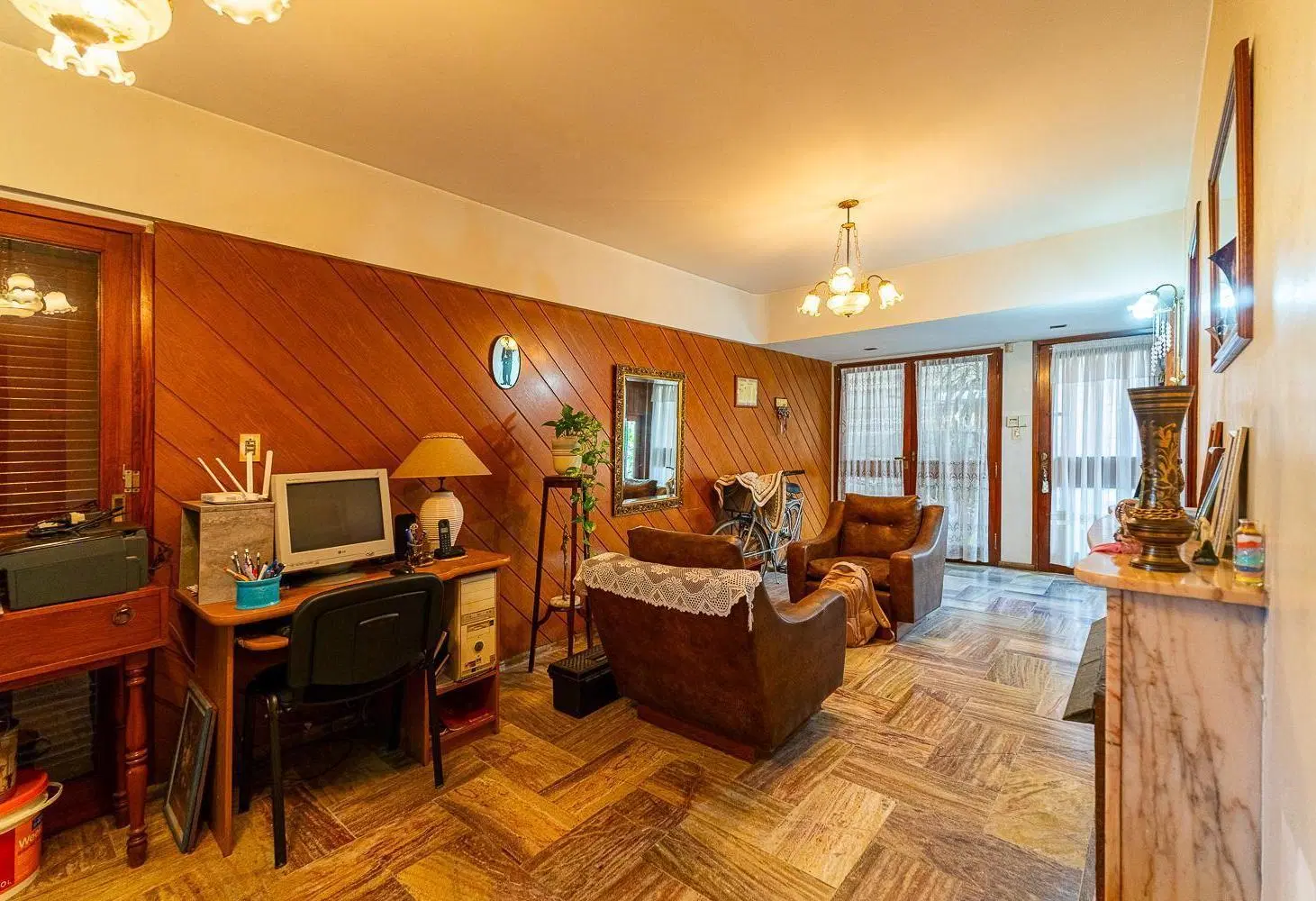 Venta casa de 4 dormitorios con jardín y quincho barrio Belgrano, Rosario 1