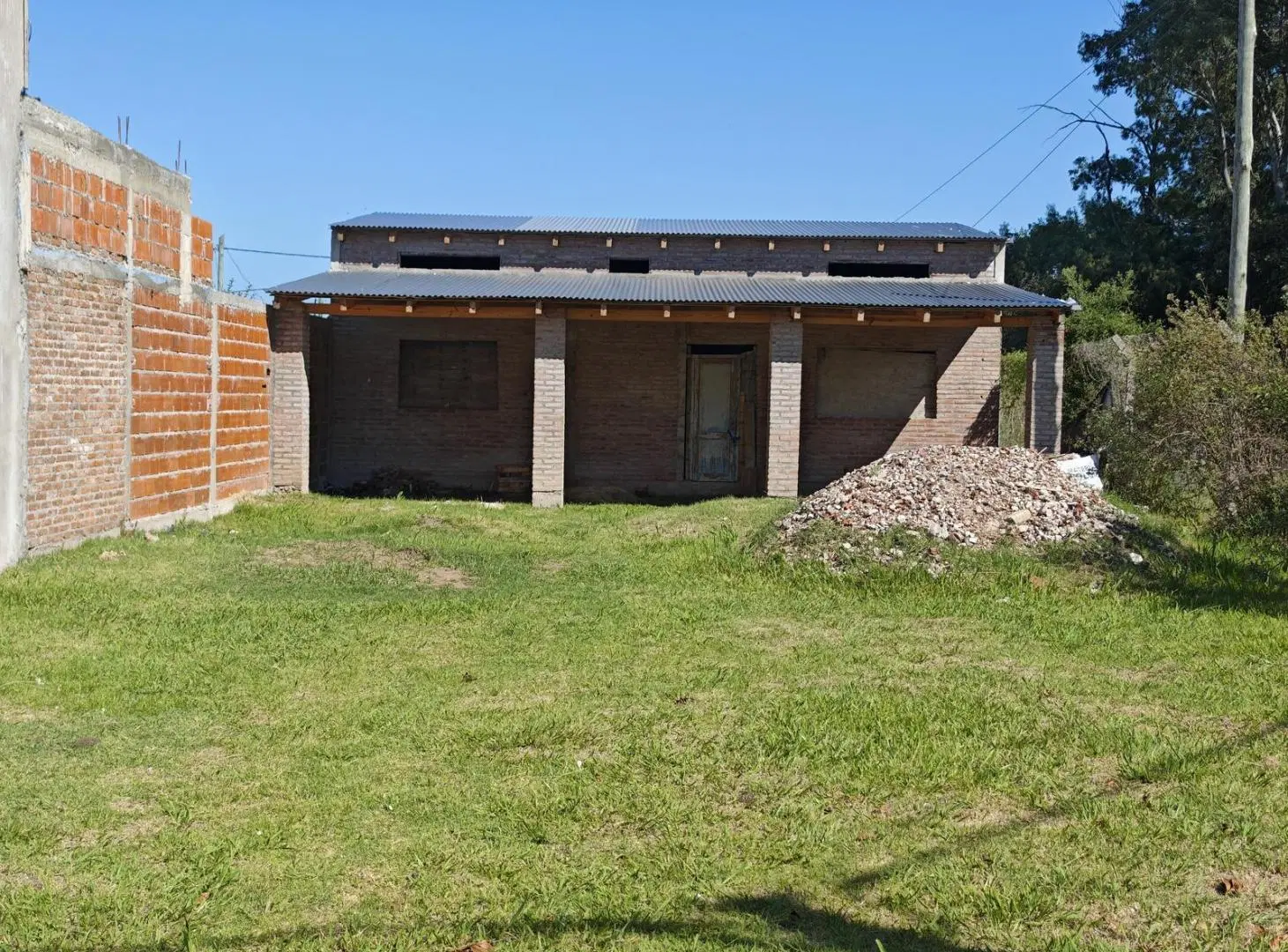 Venta terreno con construcción empezada barrio Lomas de Alicia, Granadero Baigorria 3