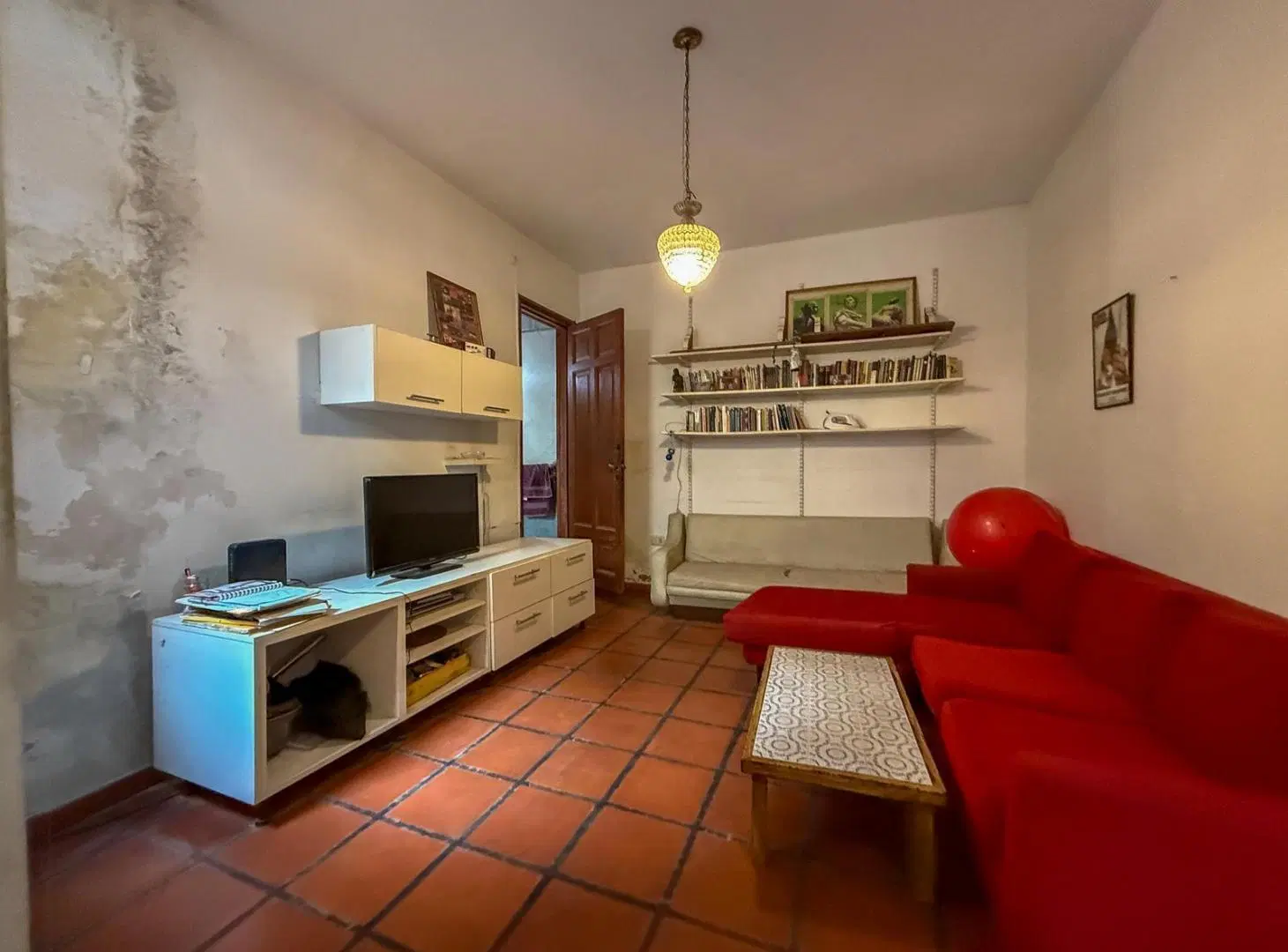 Venta casa de pasillo único en PH a reciclar de 2 dormitorios, Centro, Rosario 3