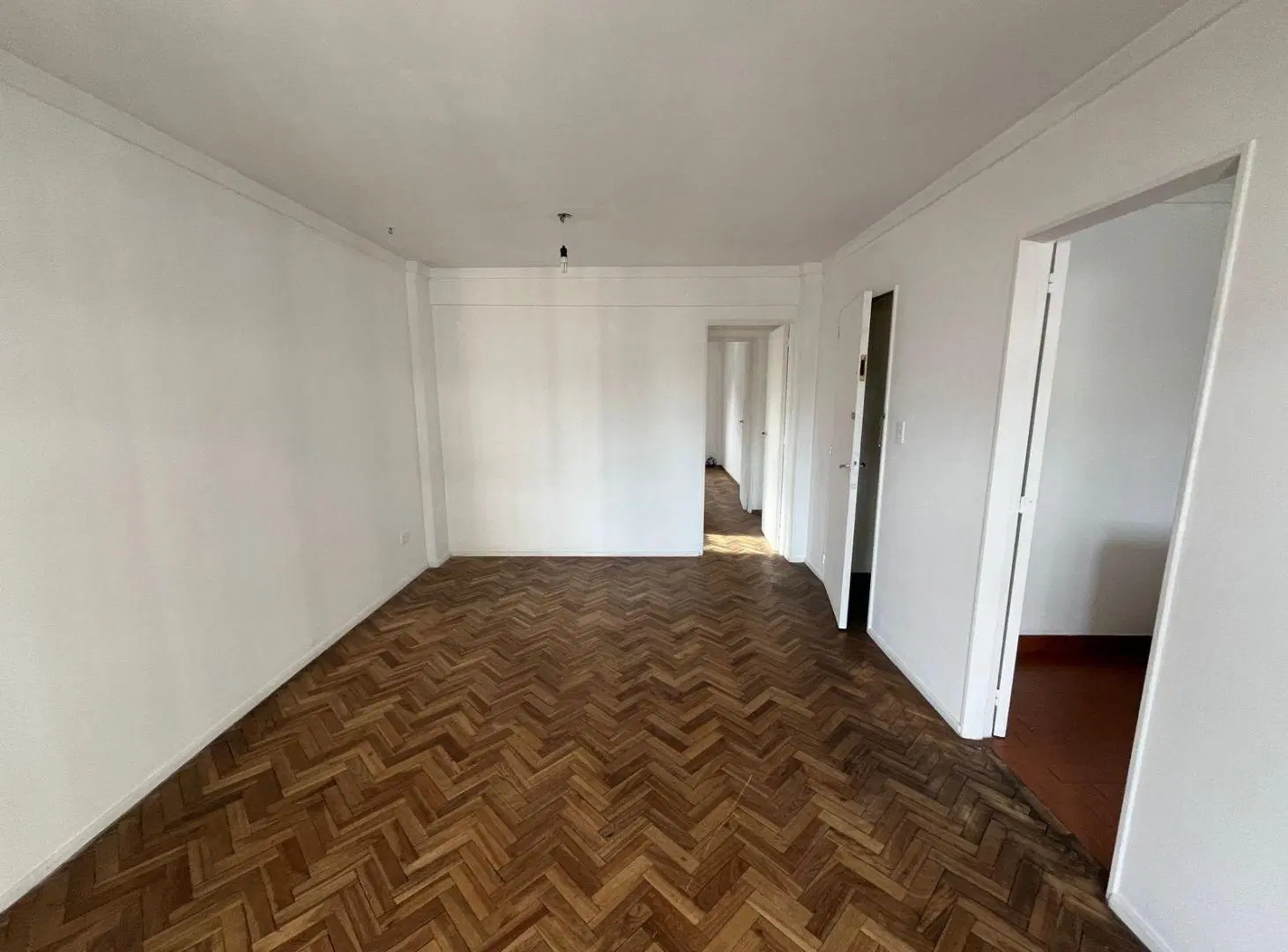 Alquiler departamento de 1 dormitorio con balcón zona Centro Rosario 2