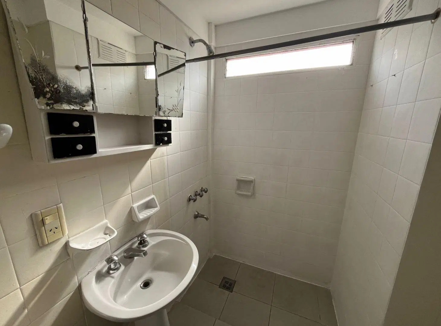 Alquiler departamento de 1 dormitorio con balcón zona Centro Rosario 8