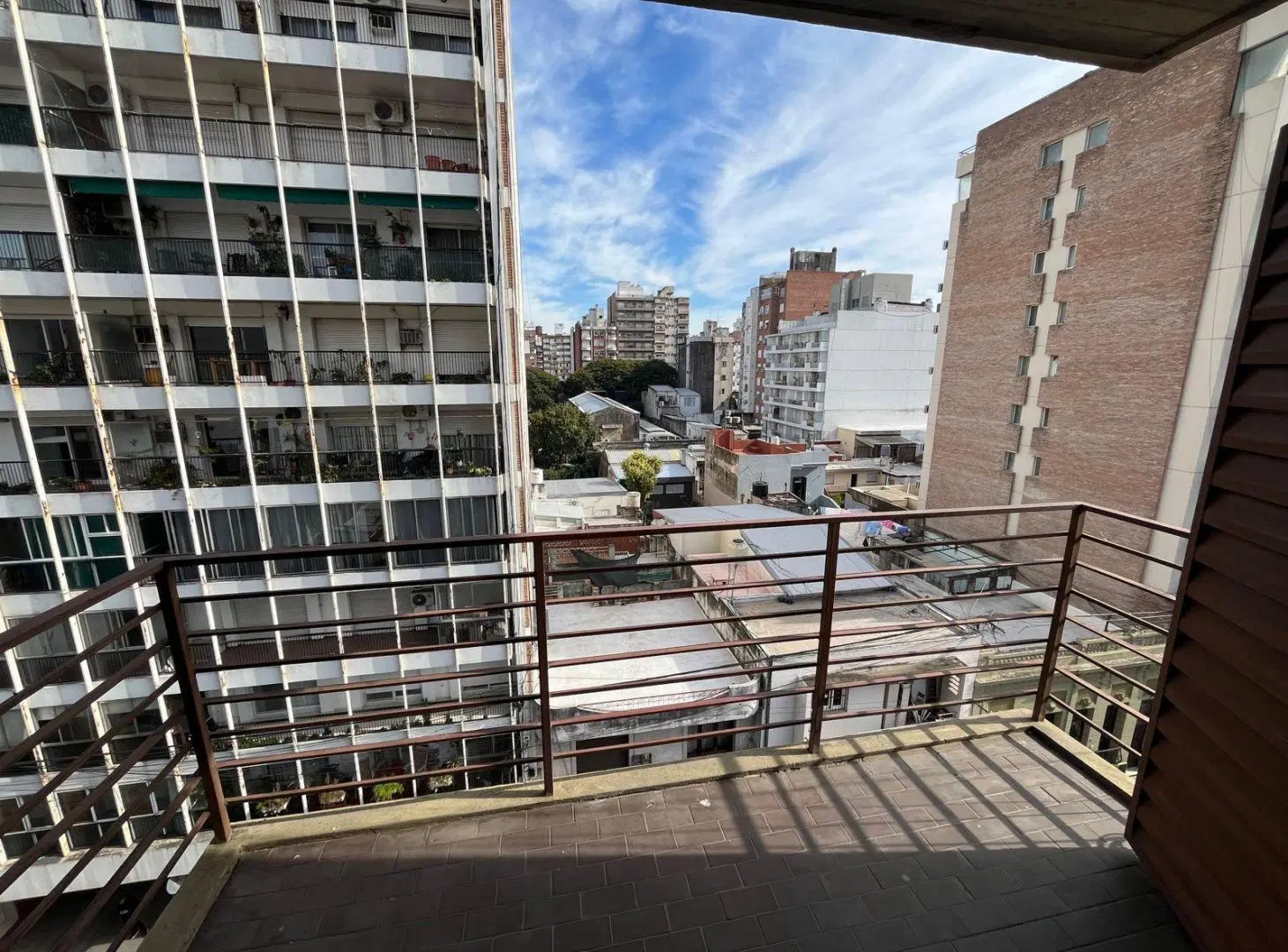 Alquiler departamento de 1 dormitorio con balcón zona Centro Rosario 4