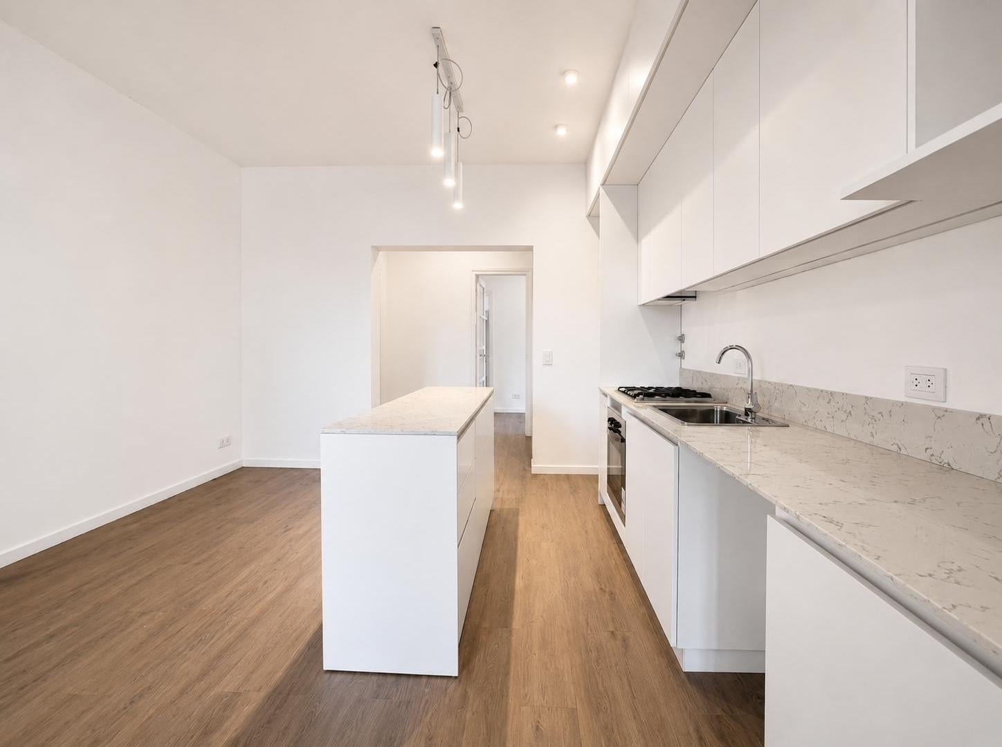 Foto de Venta departamento de 3 dormitorios con balcón zona Centro, Rosario, imagen 4