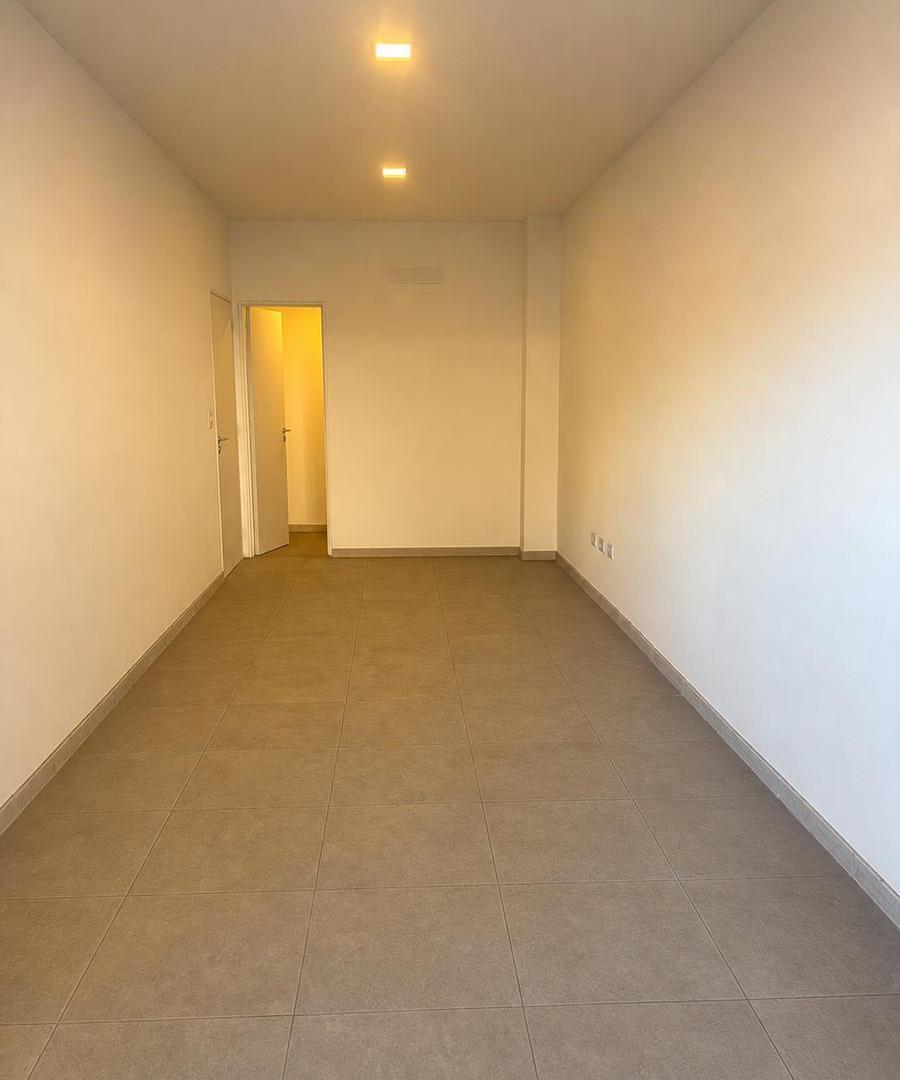 Foto de Venta local comercial a la calle en barrio Echesortu, Rosario, imagen 5
