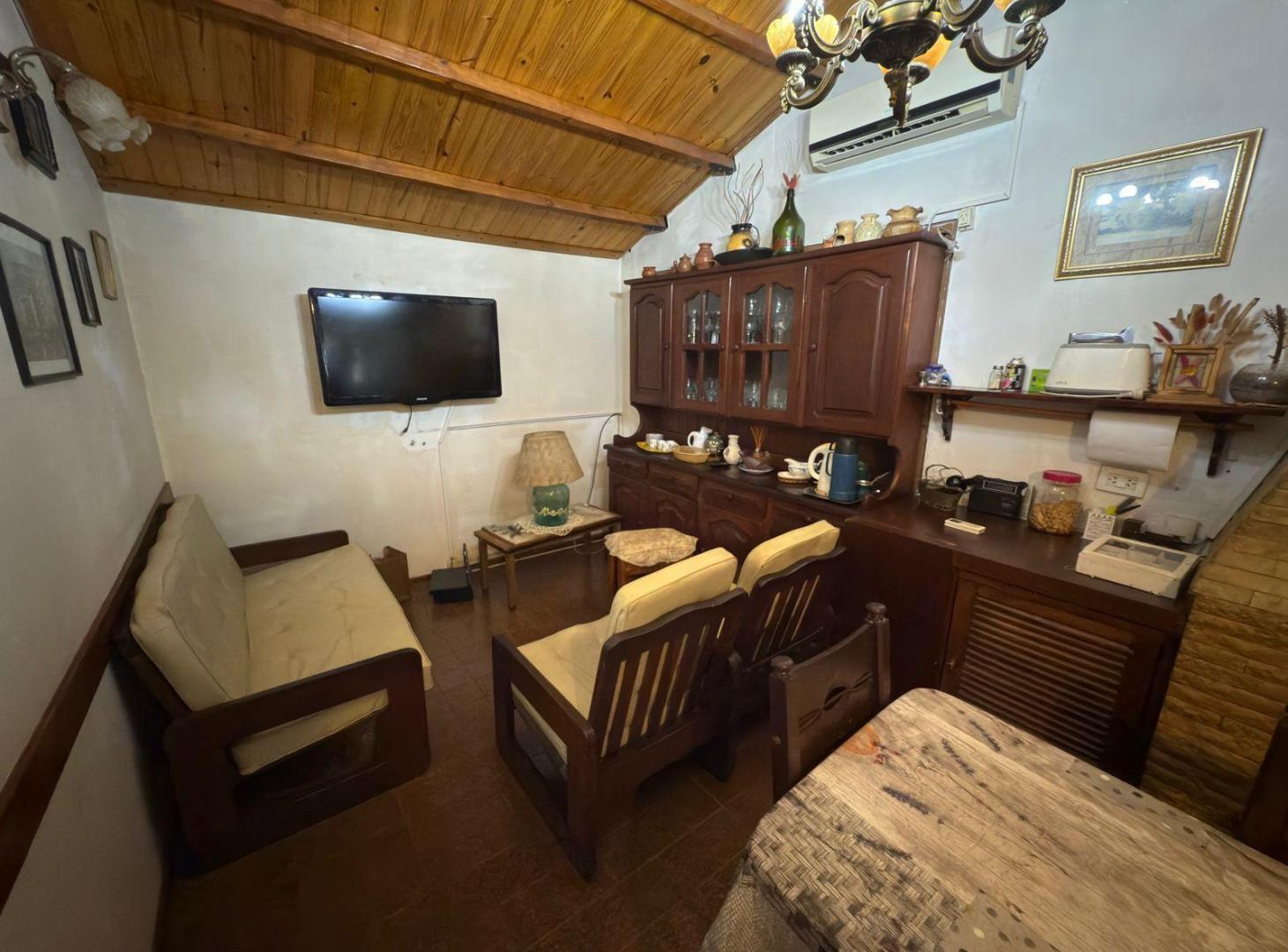 Foto de Venta casa de 3 dormitorios en barrio Alberdi, imagen 3