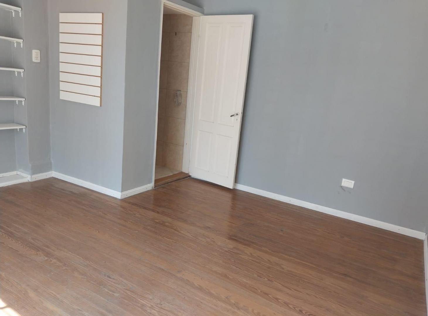 Foto de Alquiler local comercial en barrio Echesortu,Rosario, imagen 2