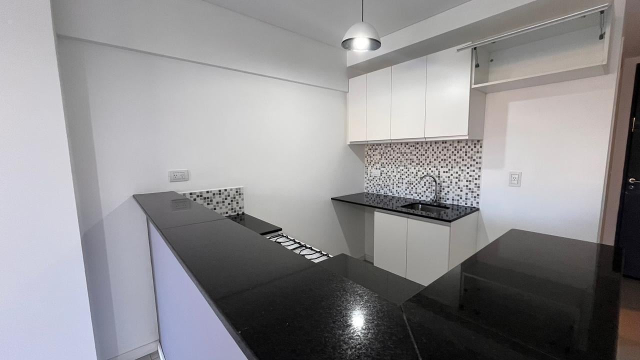 Foto de Alquiler departamento monoambiente en barrio Echesortu, Rosario, imagen 5