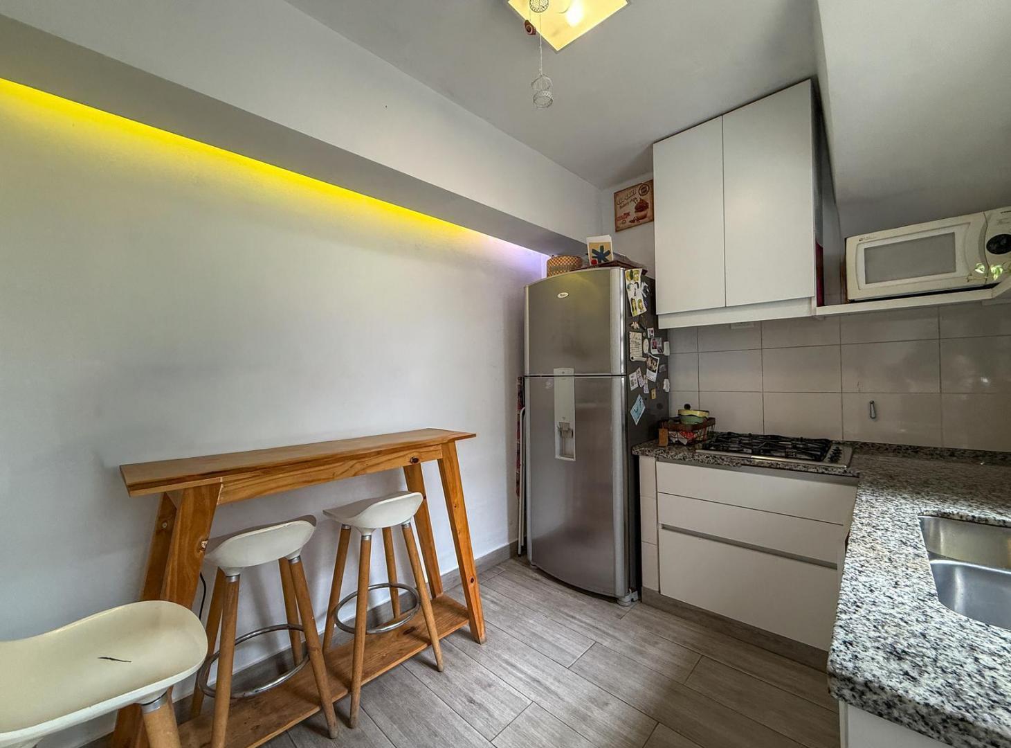 Foto de Venta casa remodelada de 3 dormitorios comodín barrio Pichincha, imagen 3