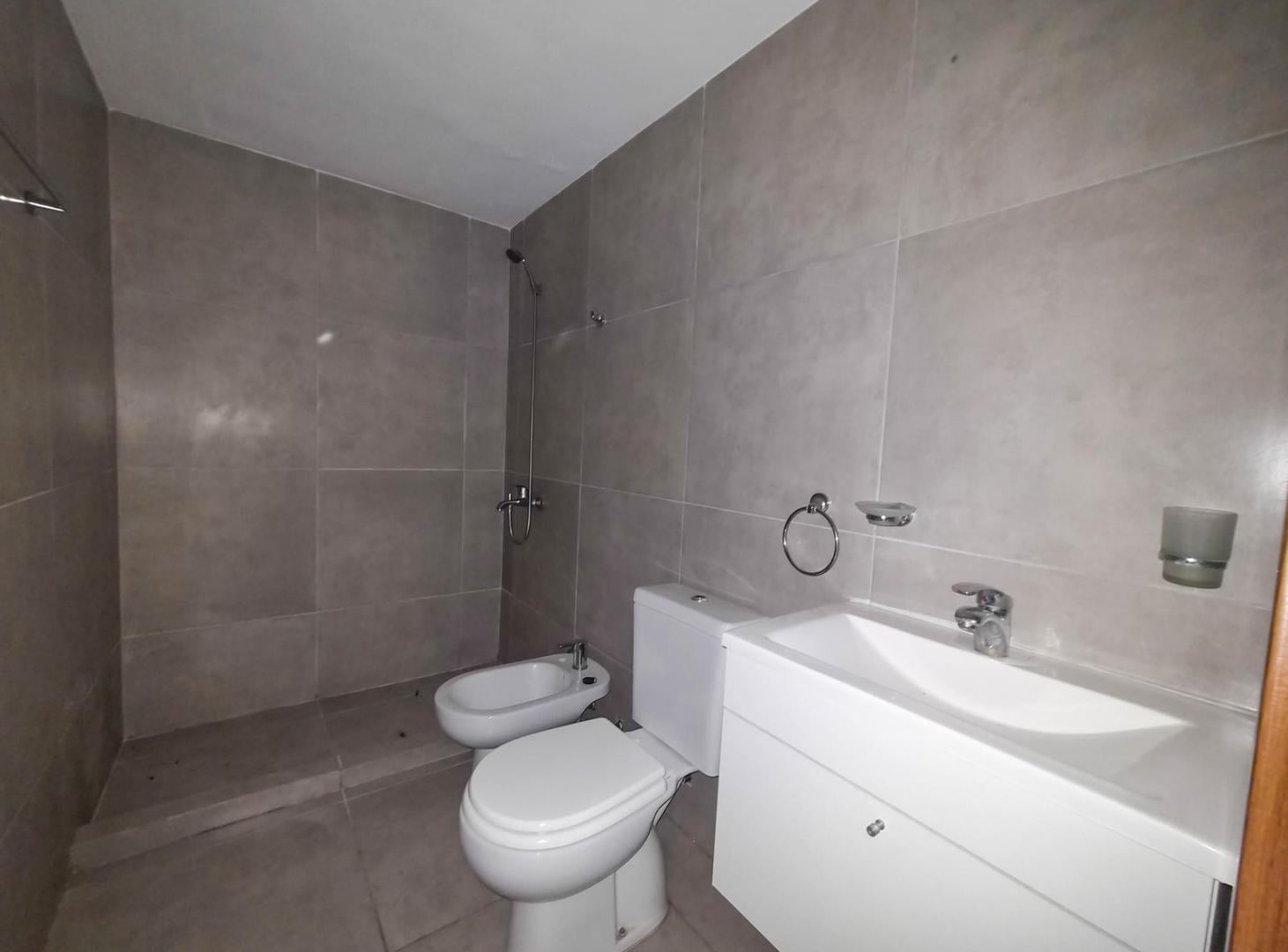 Foto de VENTA DEPARTAMENTO MONOAMBIENTE A ESTRENAR. APTO USO PROFESIONAL. IDEAL, imagen 1