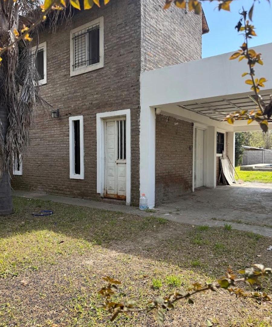 Foto de Venta casa con amplio dormitorio divisible con jardín y pileta, Pueblo, imagen 3