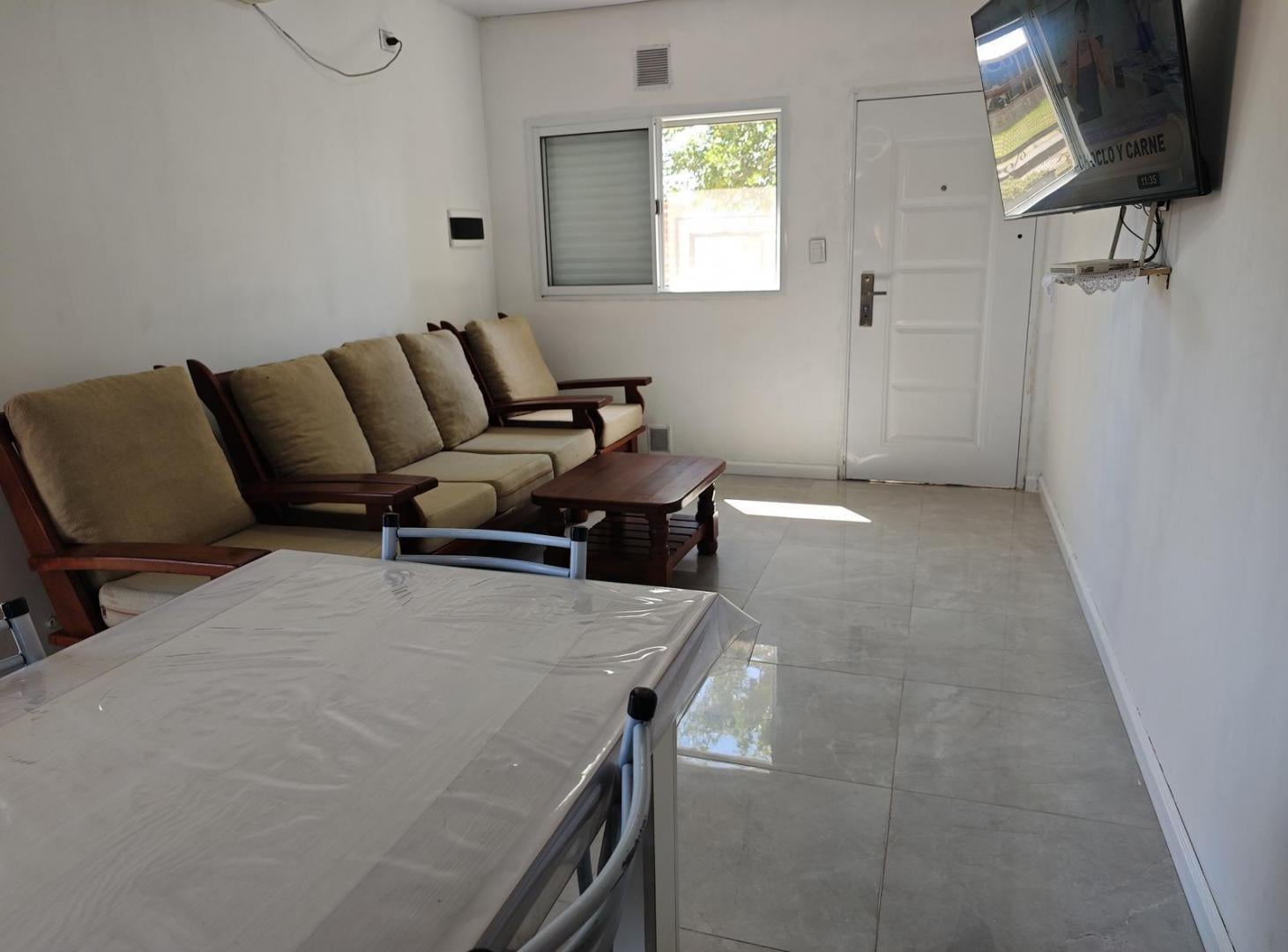Foto de Venta casa de 2 dormitorios+ cochera Lomas de Alicia, Granadero, imagen 5