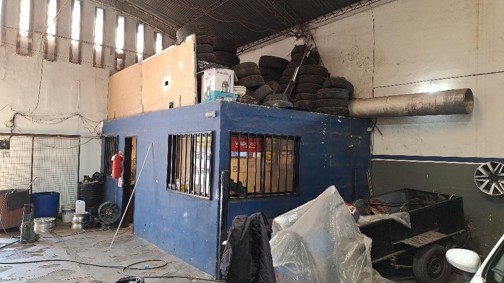 Galpon en Venta - Ayacucho - a m de Av Juan B Justo y Gongora 1