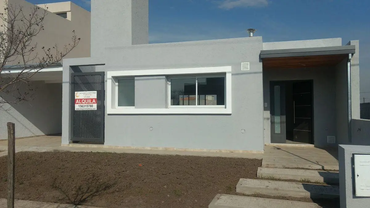 CASA EN VENTA - BARRIO CERRADO COMARCA DE ALLENDE - 3 DORM 3 BAÑOS 2