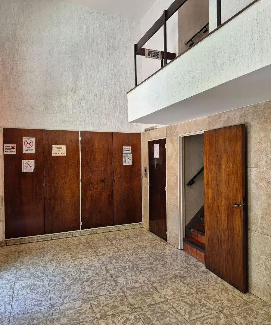 DEPARTAMENTO EN VENTA A METROS DE AV COLON APTO OFICINA 3