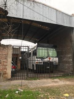 Excelente Lote con Techo Parabólico de 7 Ms. Alt. X 15 Mt. Fdo. Aprox. 4