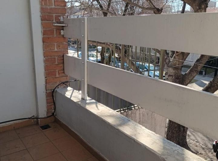DEPARTAMENTO  2 AMBIENTES ALQUILER  BANFIELD 5