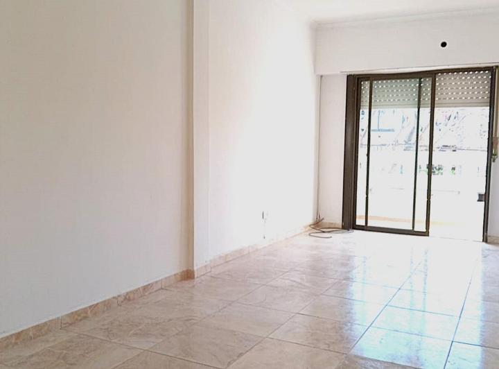 DEPARTAMENTO  2 AMBIENTES ALQUILER  BANFIELD 4