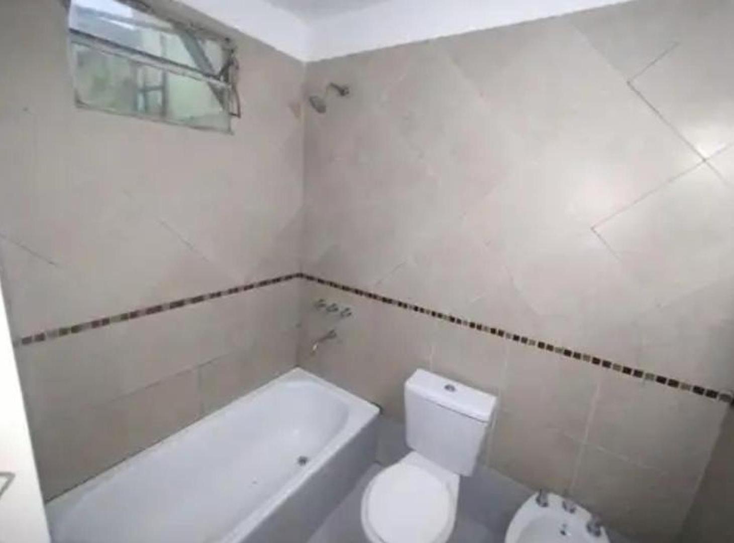 Foto de Alquiler PH 3 ambientes con 2 patios, imagen 5
