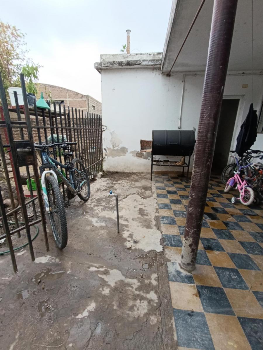 Se Vende Inmueble Ubicado en Barrio Los Pinos 3