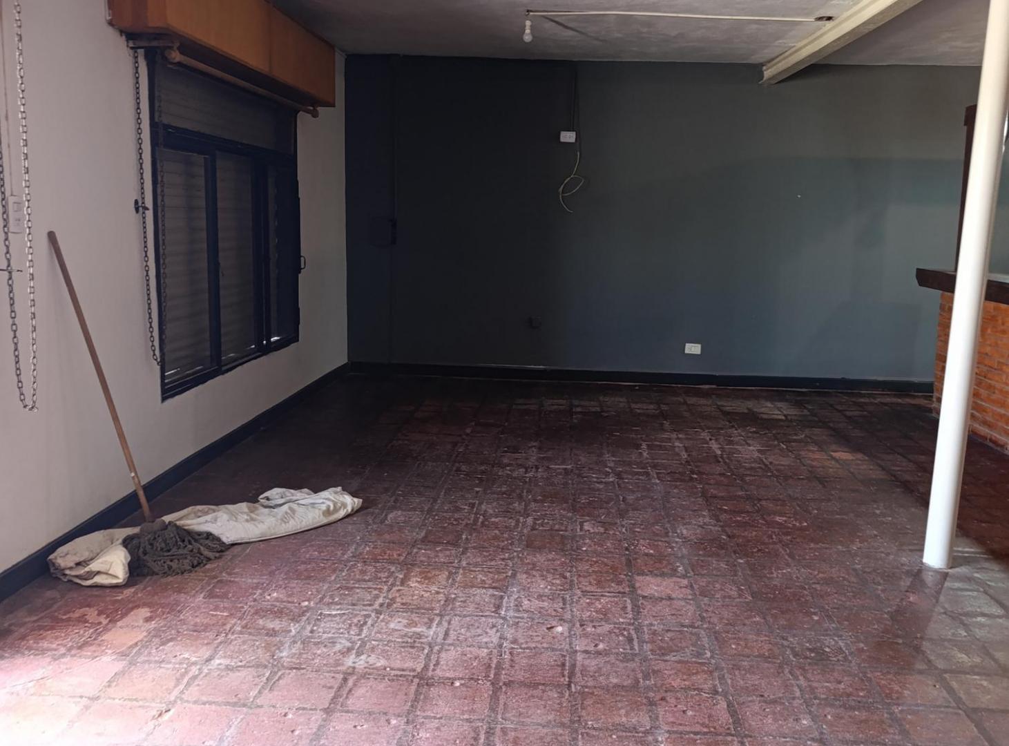 Foto de LOCAL COMERCIAL EN ESQUINA, DESPEÑADEROS RUTA 36, imagen 2