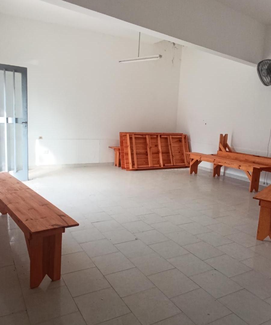 Foto de SALÓN EN VENTA CALLE AMADEO SABATTINI, imagen 1