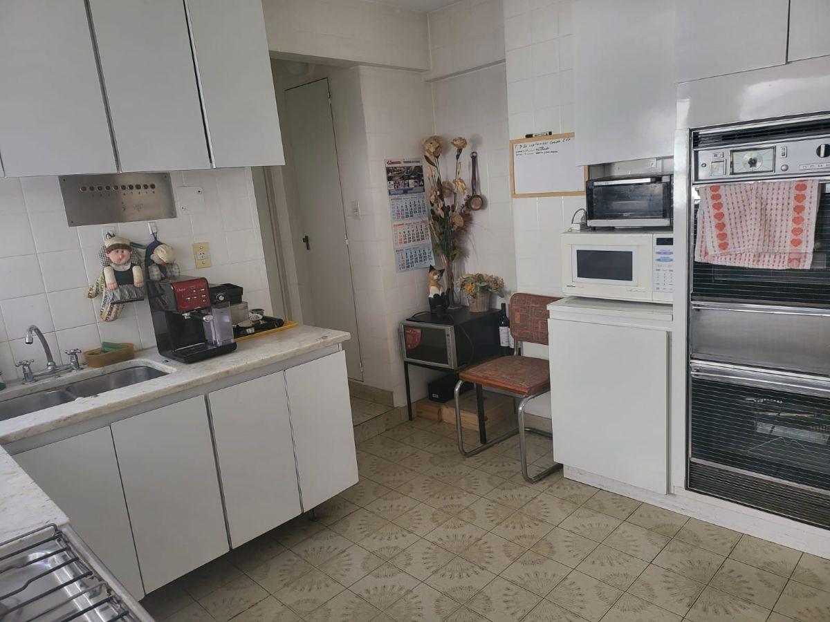 Foto de BELGRANO: EXCELENTE DÚPLEX 4 AMBIENTES + DEPENDENCIA | 2 COCHERAS | 2, imagen 5
