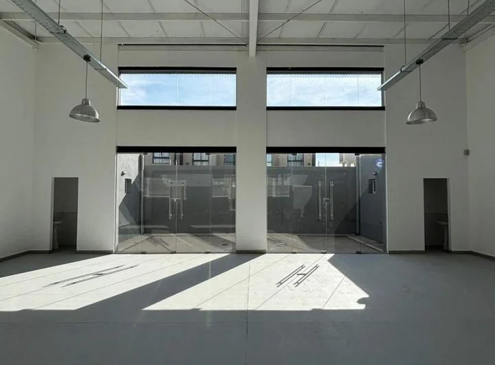 ALQUILER LOCAL COMERCIAL DOCTA 5