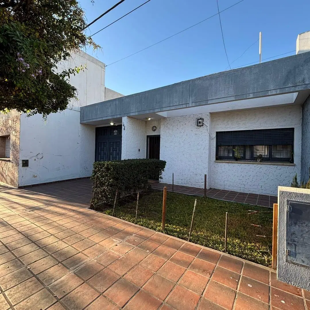 CASA EN VENTA MAIPU 1