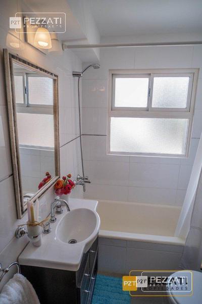 Foto de 2 amb. z/ Plaza Mitre. Totalmente reciclado. Se vende amoblado., imagen 5