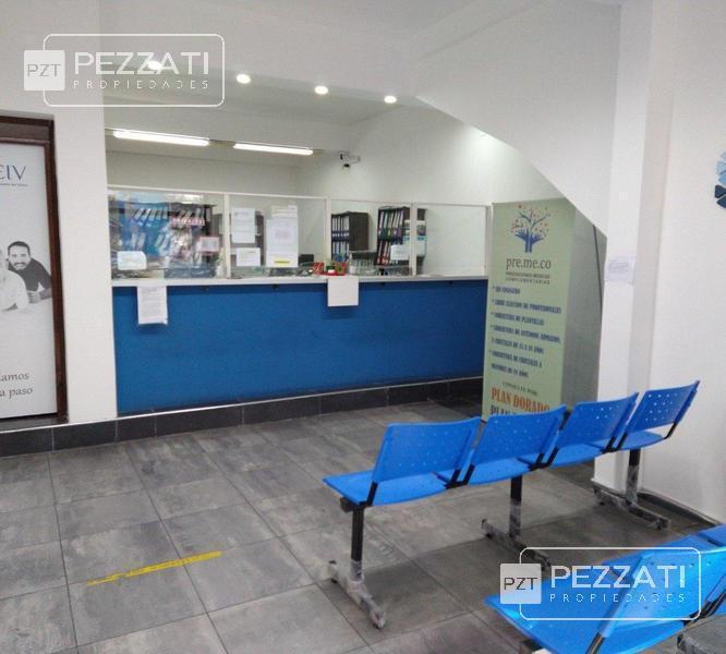 Foto de Z/ Plaza Mitre - 2 locales unificados - 5 privados- office- batería de, imagen 5