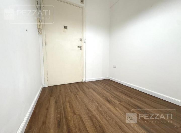 Departamento en alquiler. Un ambiente . al frente. Zona La Perla 3