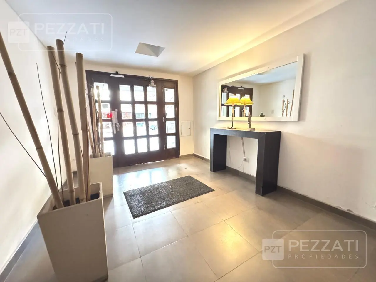 Departamento de 2 amb en alquiler. Zona Paseo Aldrey, Todo externo. 4