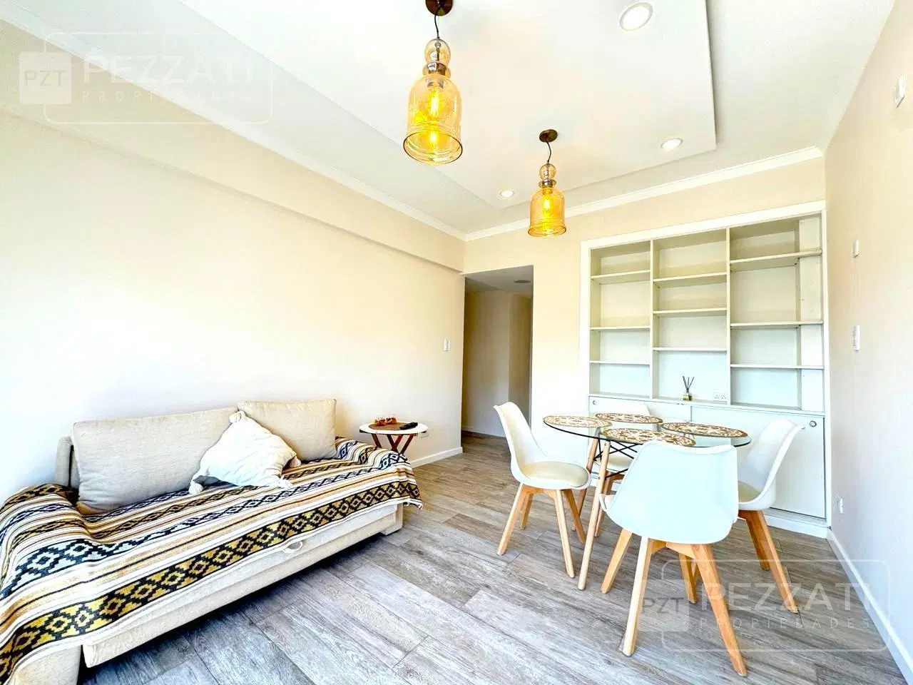 2 ambientes en Alquiler . z/ Santa Fe y Alberti. externo. Reciclado. Amoblado. Balcon 2
