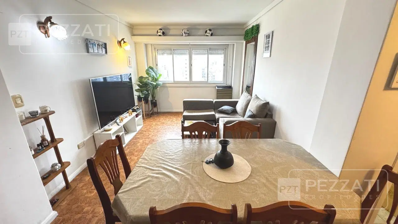 Departamento de 2 ambientes en alquiler por 24 meses. Zona La Perla. Muy luminoso. 2