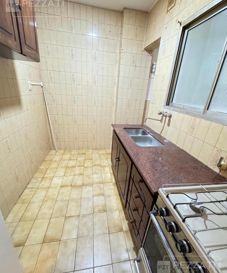 Foto de Departamento en alquiler por 24 meses. Santa Fe y Moreno. Sin muebles, imagen 2
