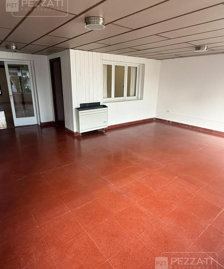Foto de Chalet en venta . Zona Stella Maris. Tres dormitorios. Jardin. Garage, imagen 3
