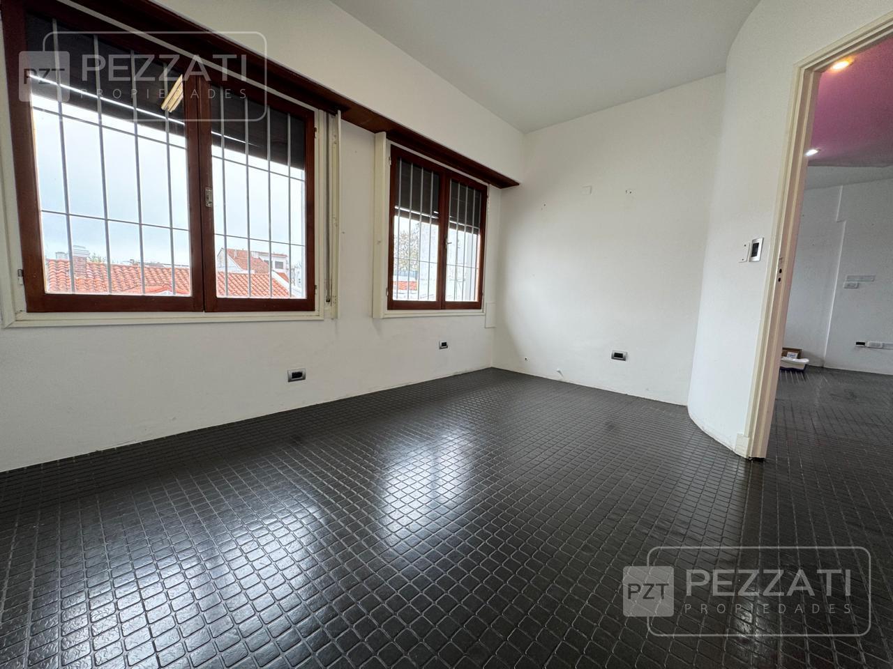 Foto de Oficina en alquiler. Güemes y Avellaneda. Primer piso por escalera, imagen 4