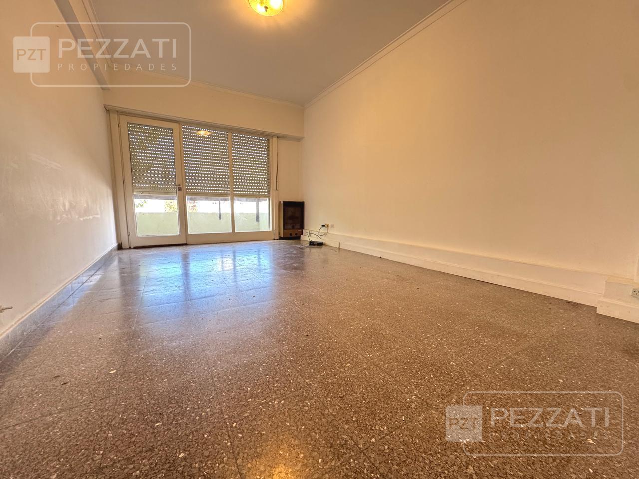 Foto de Departamento en alquiler 24 meses .2 amb. Al frente. Balcon. Zona Plaza, imagen 1