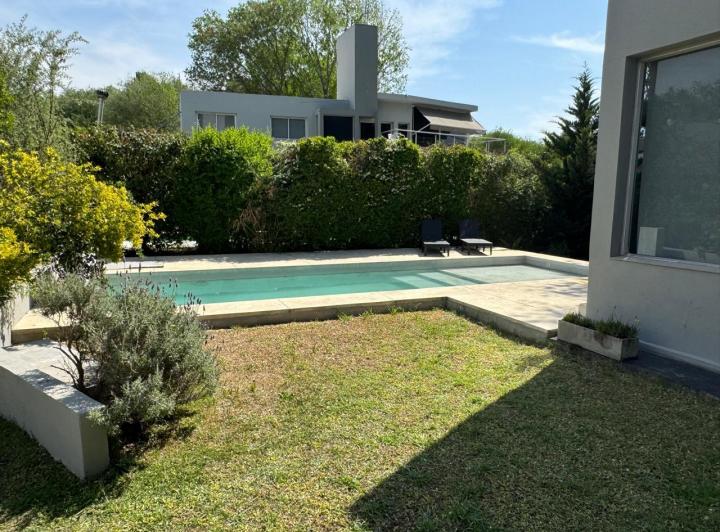 EXCELENTE PROPIEDAD EN ALQUILER TEMPORARIO Y VENTA 2