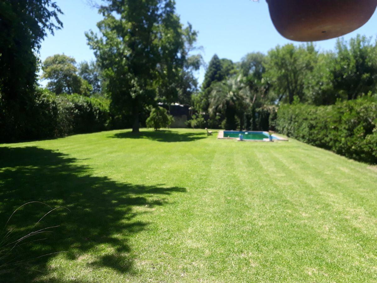 Foto de VENTA LOTE CON PERFORACIÓN Y PILETA, CERCADO Y ARBOLADO, imagen 1
