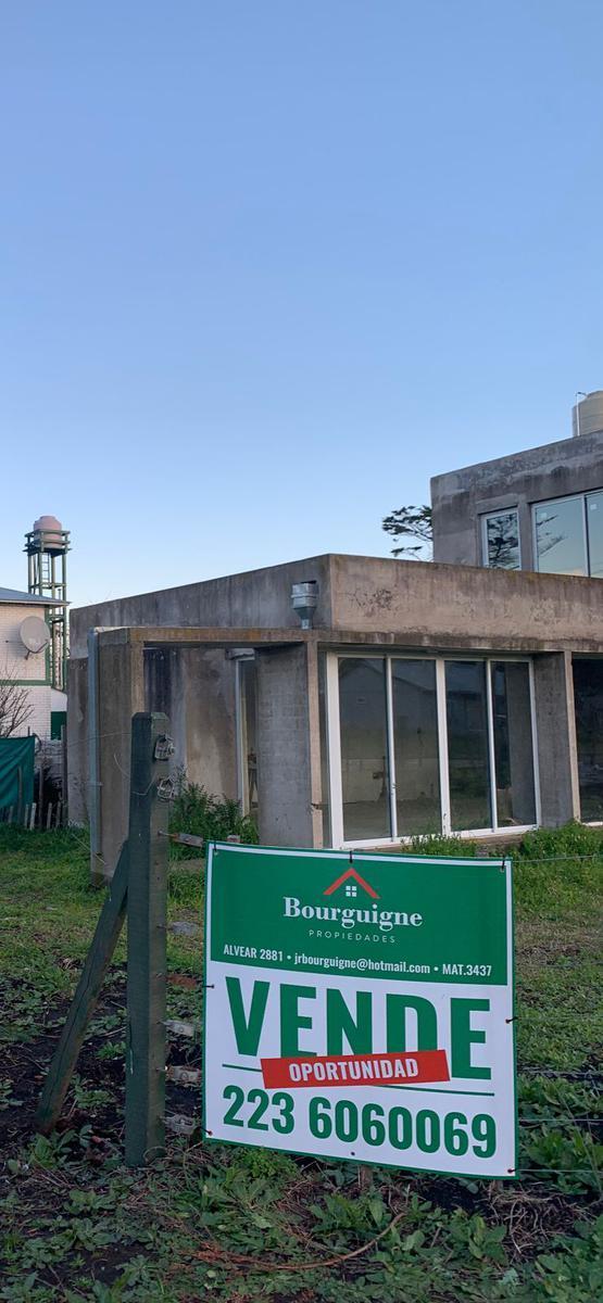 Casa a Terminar en Barrio Acantilados 2